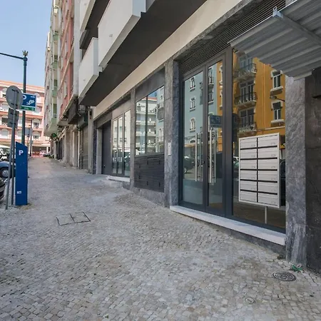 Bairrus - Duque * Lisbon
